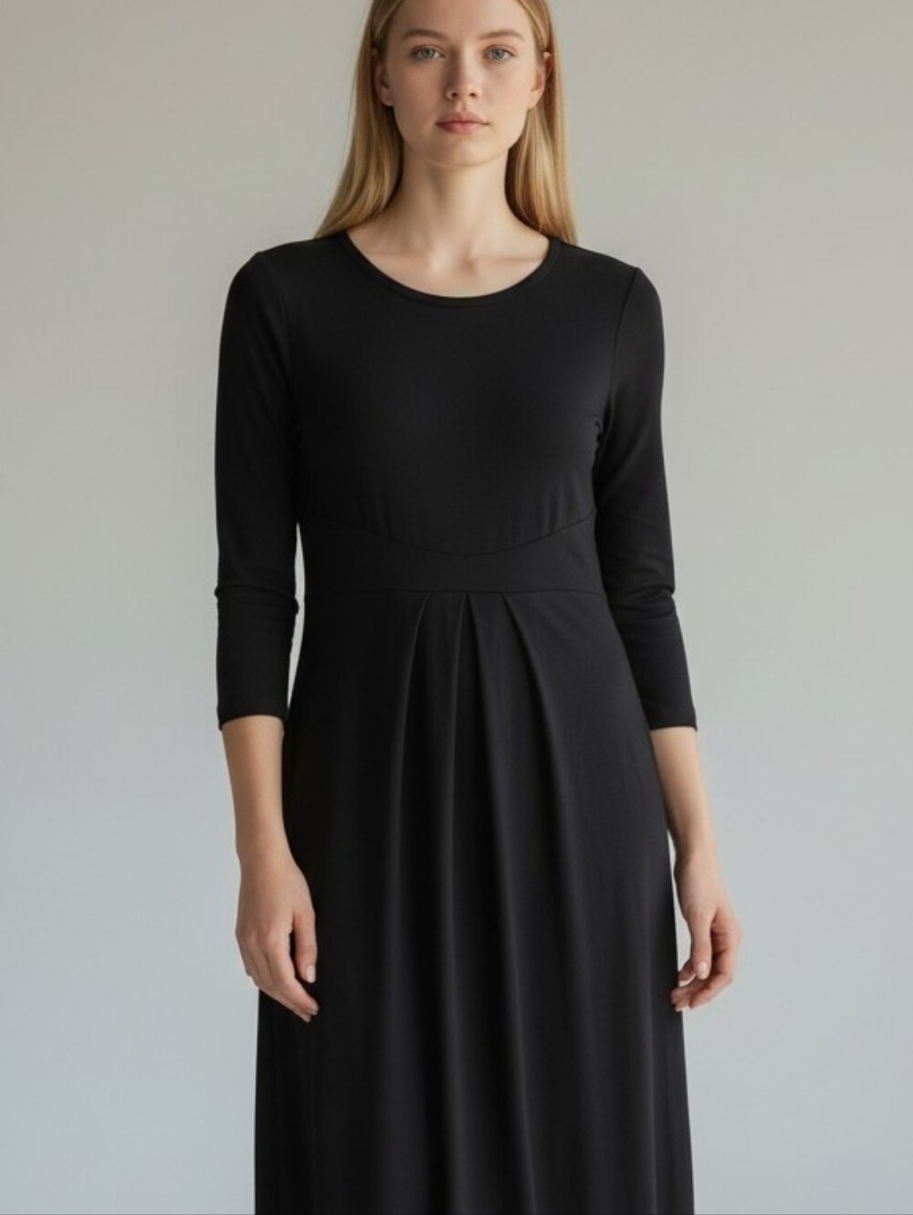 Isabella Oliver Black Rayon Jersey Dress